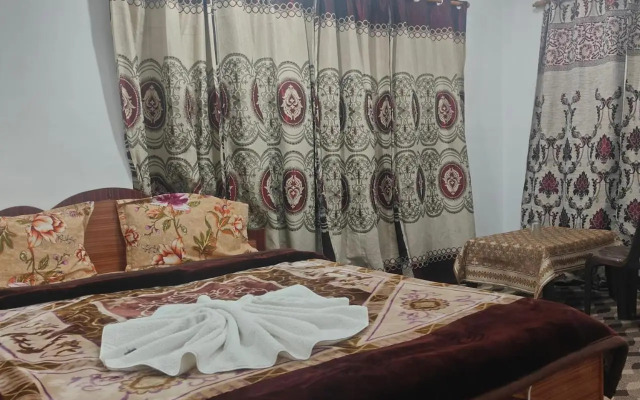 Divine inn sonmarg