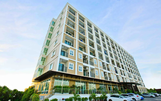 Grand Holiday Residence