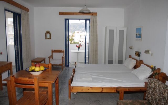 Kaloxenia Apartments
