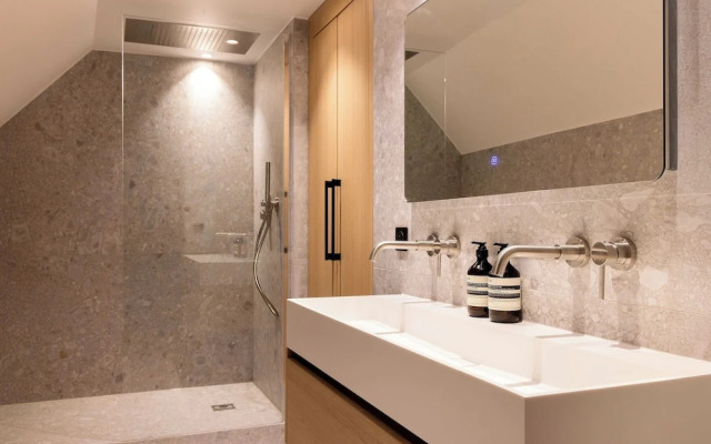 Modern Apartment -ac-1br-4p-pantheon
