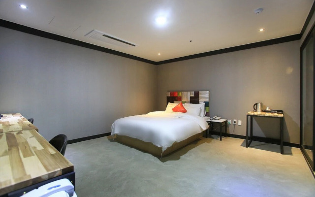 Suwon Yeongtong SG Hotel