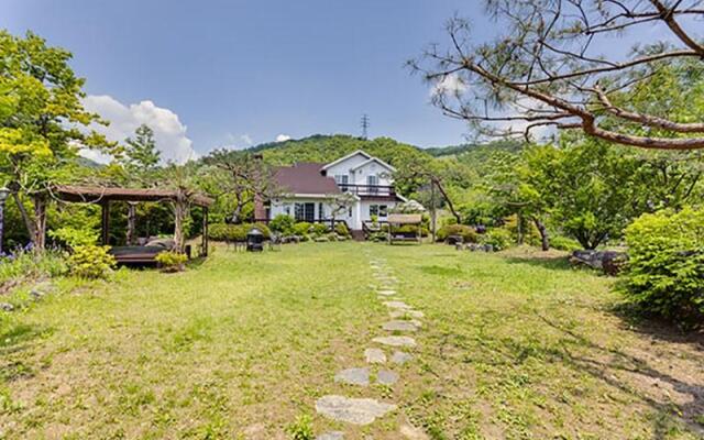 Yangpyeong Blue Garden Pension