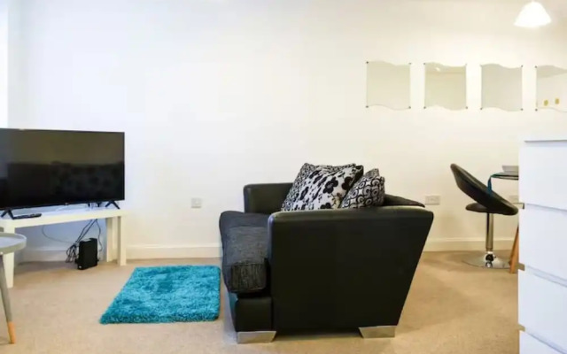 1 Bedroom Apt Leamington Spa Peregrine