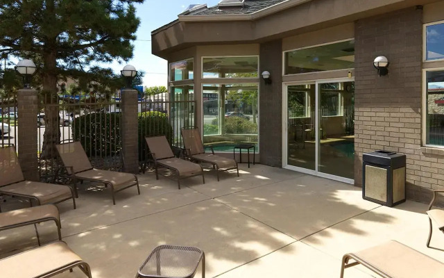 Crystal Inn Hotel & Suites Salt Lake City