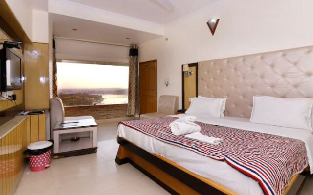 Hotel Ganesha Inn