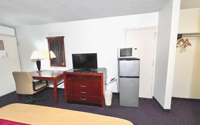 Heritage Inn and Suites