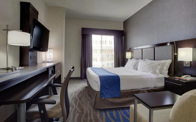 Holiday Inn Express Hotel & Suites Meadowlands Area by IHG