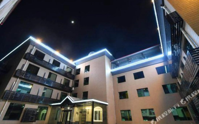 Yimei 28° Fengshang Hotel (Hebei University First Central Hospital East Branch)