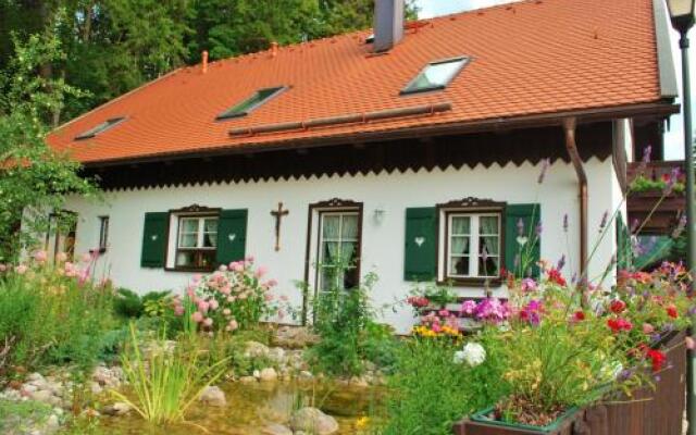 Apartment Villa Asih