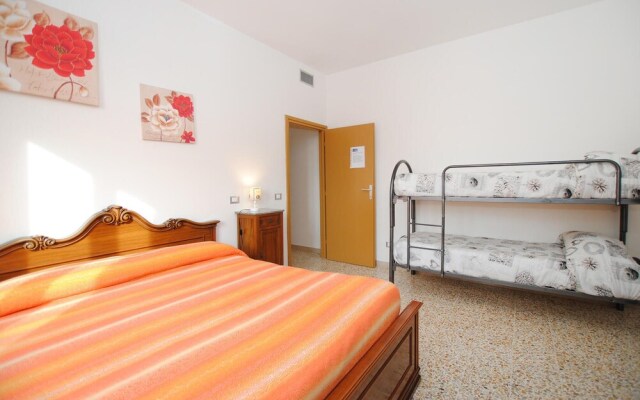 Nice Apartment in Montecatini Terme With Wifi, 2 Bedrooms and Outdoor Swimming Pool