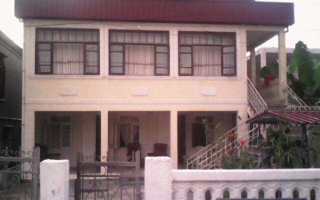 Hostel House 293