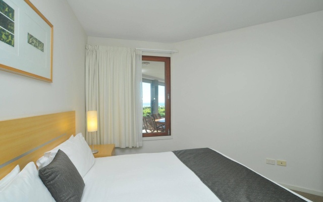 Lennox Point Holiday Apartments – Guest Rooms – Lennox Head
