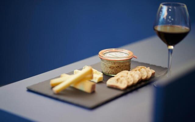 Seven Urban Suites Nantes Centre