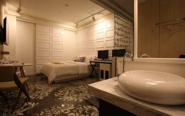 Ansan XYM Hotel
