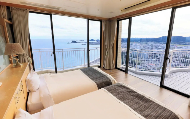 Kamogawa Grand Tower