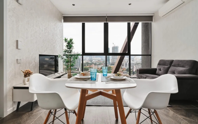 Scarletz KLCC Apartments By Soulasia