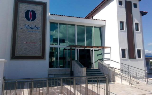 Malahit Exclusive City Hotel