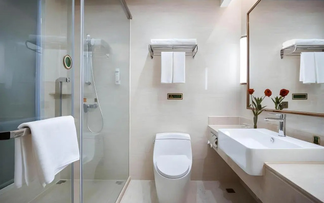 Vienna International Hotel (Nanjing Xianlin University Town Xingang Development Zone)