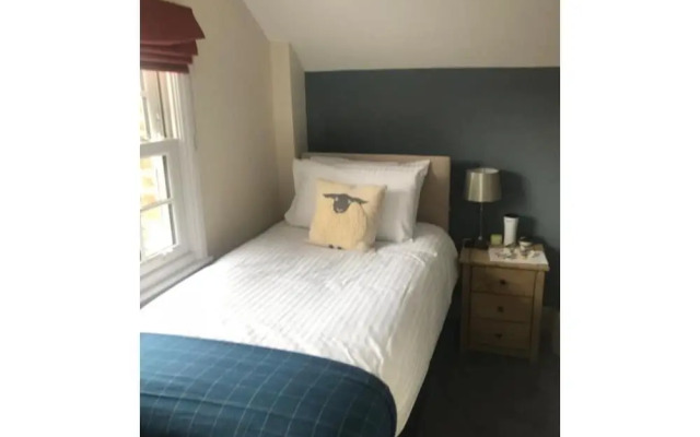 Iffley Town House