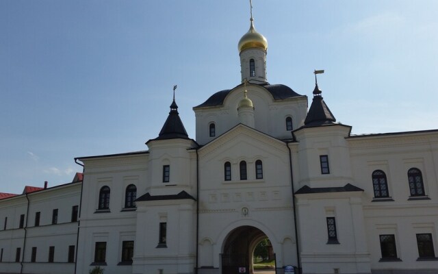 Troitse-Sergiev Varnitskiy monastery - Hostel