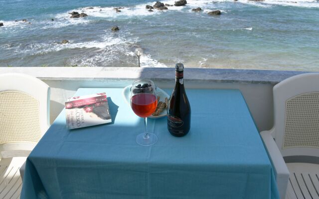 Klinakis Beach Hotel