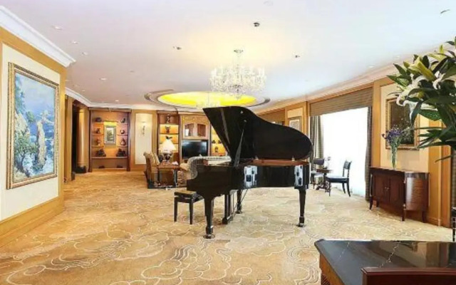 Regency Hotel