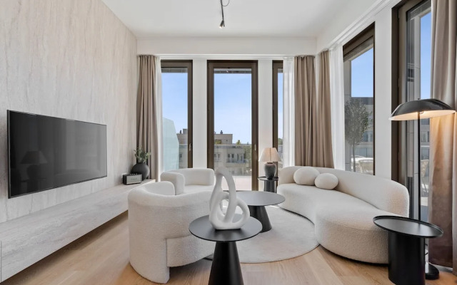 Voya Residence Zenit Royal - Luxury Apart Hotel with Rooftop Views & Concierge