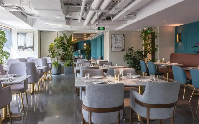 Joy City Hotel & Apartment