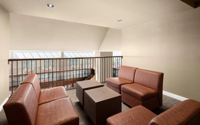 Delta Hotels by Marriott Calgary South