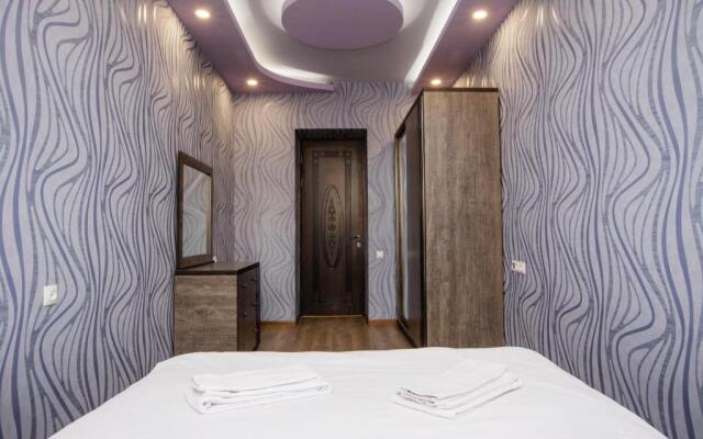 Stay inn Apartments on Mashtots Avenue 14