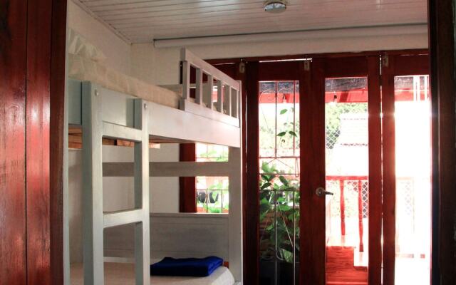 Trendy 4BR 2BA House Family Friendly