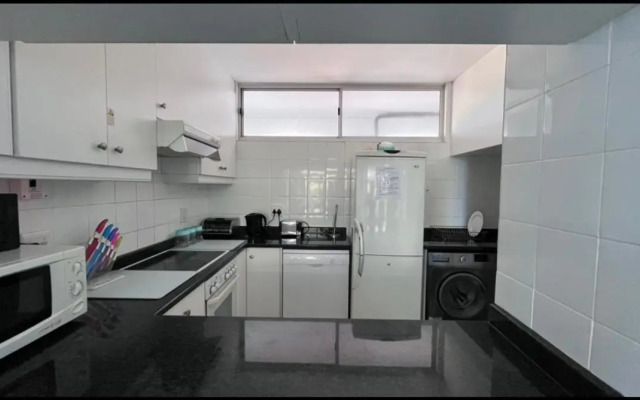34 Kyalanga Beachfront Apartment