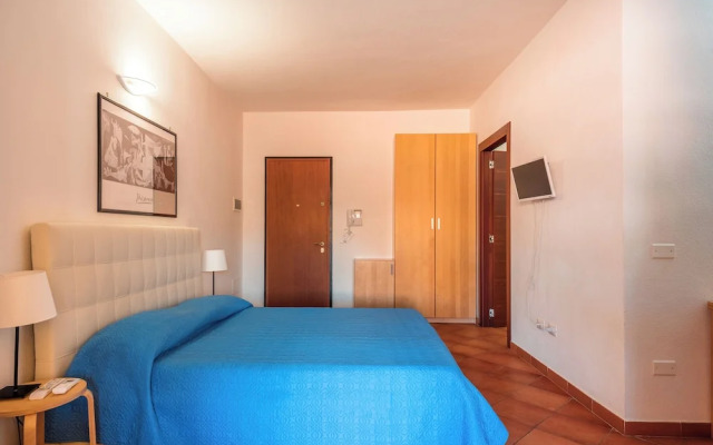 Relaxing Cristal Blu Studio Sleeps 3 Persons