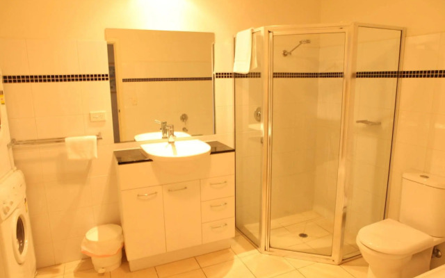 Glenelg Beachside Apartments