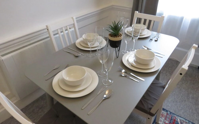 Boutique Georgian City Centre Apartment