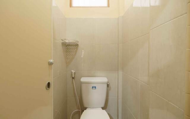 Reddoorz Syariah Near Plaza Andalas Padang