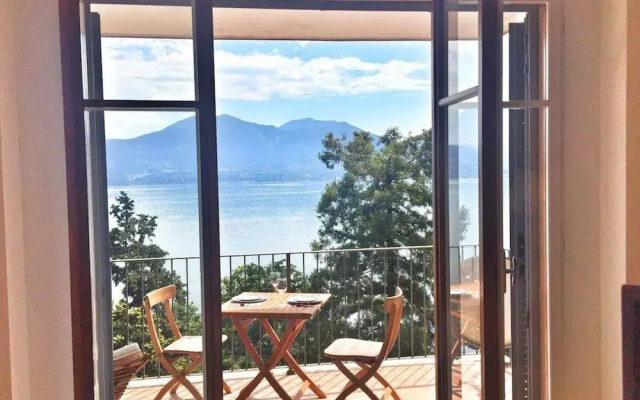 Gioia Apartment With Lake View and Pool