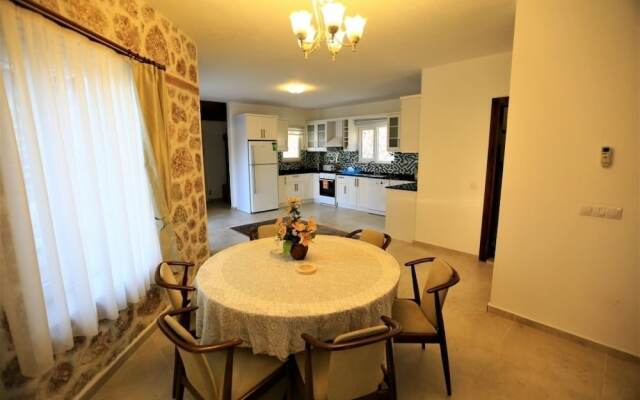 Villa Simay by Akdenizvillam