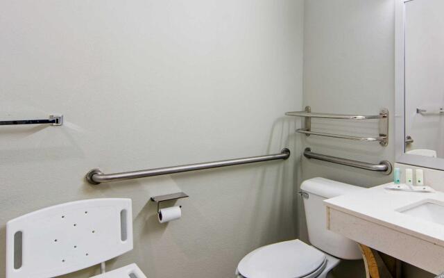 Quality Inn & Suites Decatur - Atlanta East