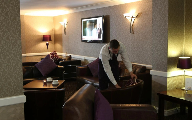 The Everglades Park Hotel