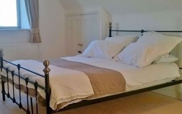 Battens Farm Cottages - B&B and Self-catering Accommodation