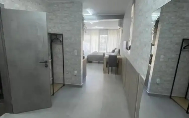 Avr Deluxe Suites 6 Airport Free Shuttle