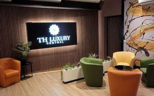 Th Luxury Central