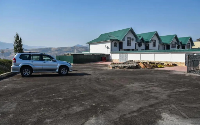 "B&B Lake House" HOTEL