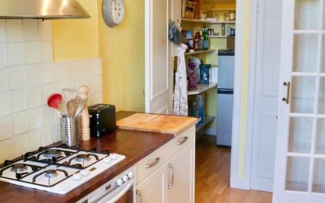 3 Bedroom Apartment in Edinburgh's New Town