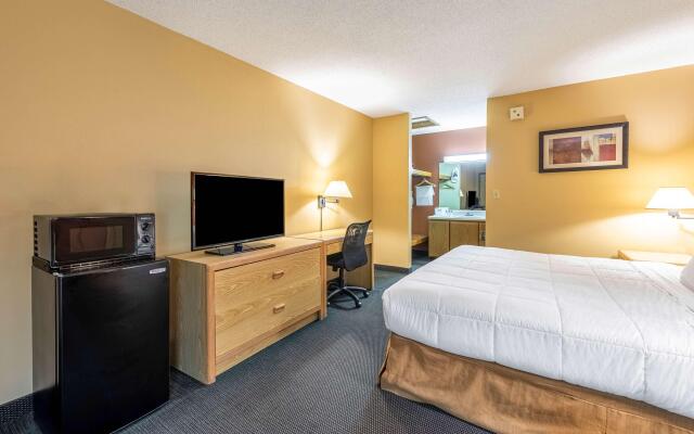 Americas Best Value Inn & Suites St. Marys