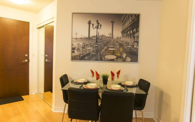 Maplewood Suites - Square One