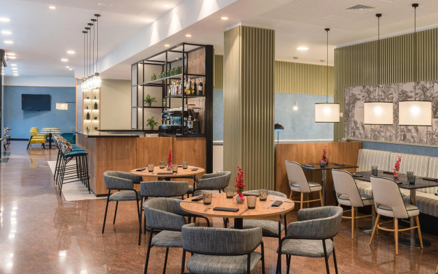 Hotel Elche Centro Affiliated by Melia