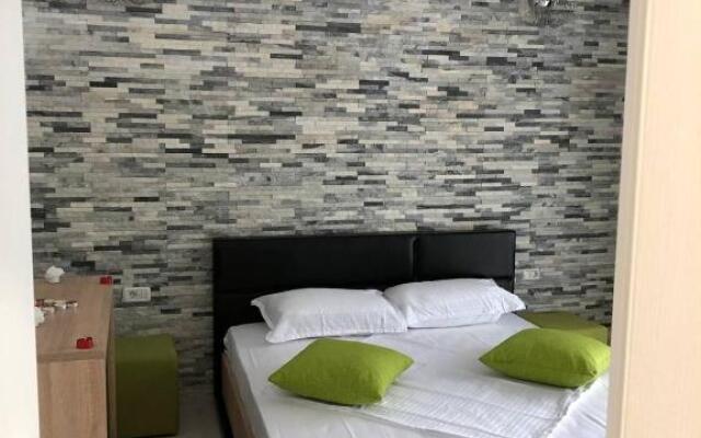 Regim Hotelier Astoria 2