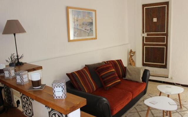 La Maison du Perron au pied de la Ste Victoire